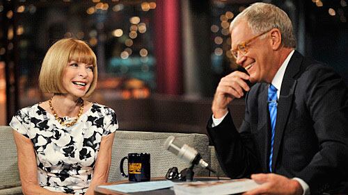 cheats/2009/08/25/anna-wintour-talks-to-dave/anna-wintour-david-letterman_xsmi2b