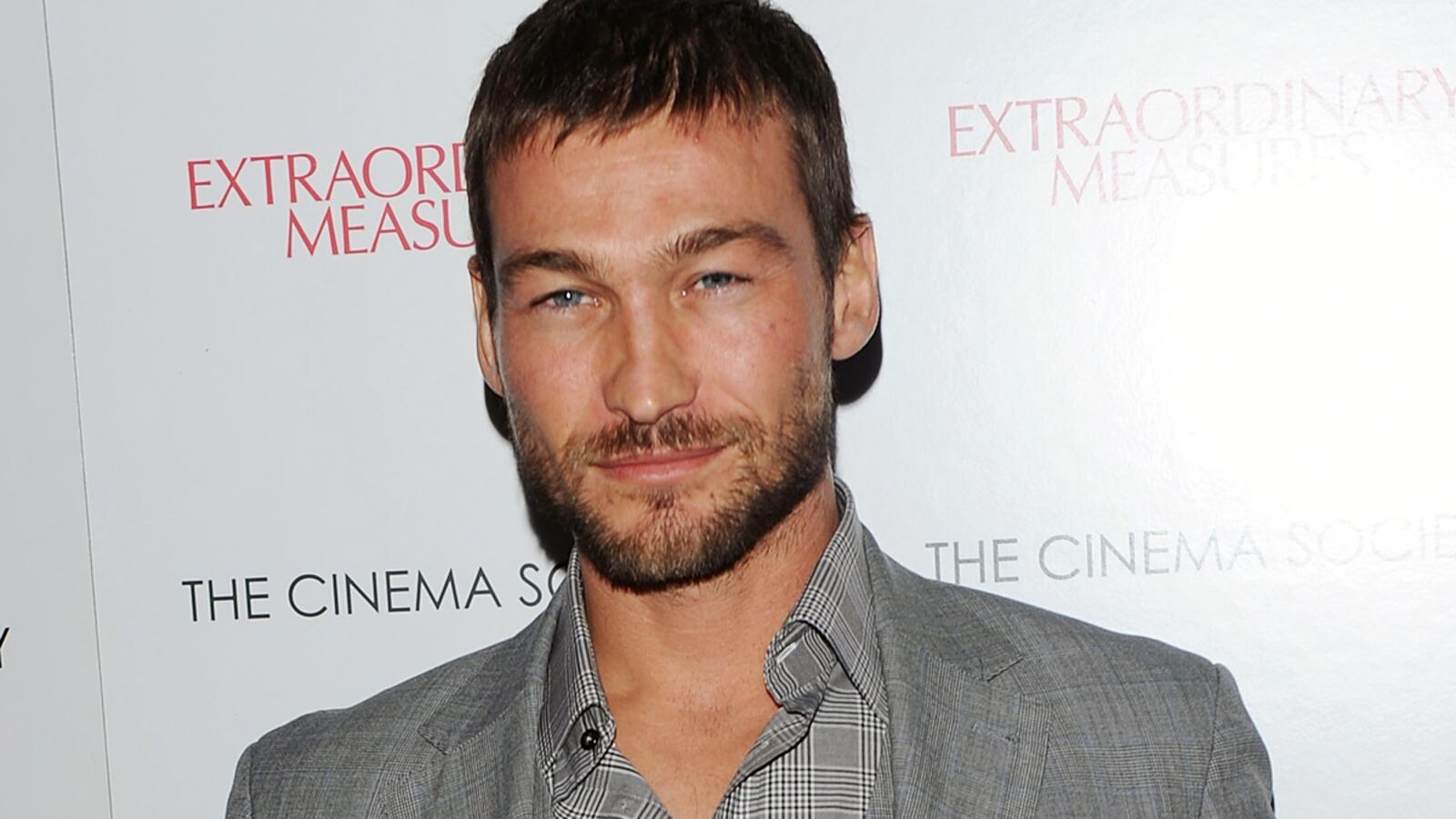 cheats/2011/09/12/spartacus-star-dies-at-39/andy-whitfield-death-obit-cs_b06rah