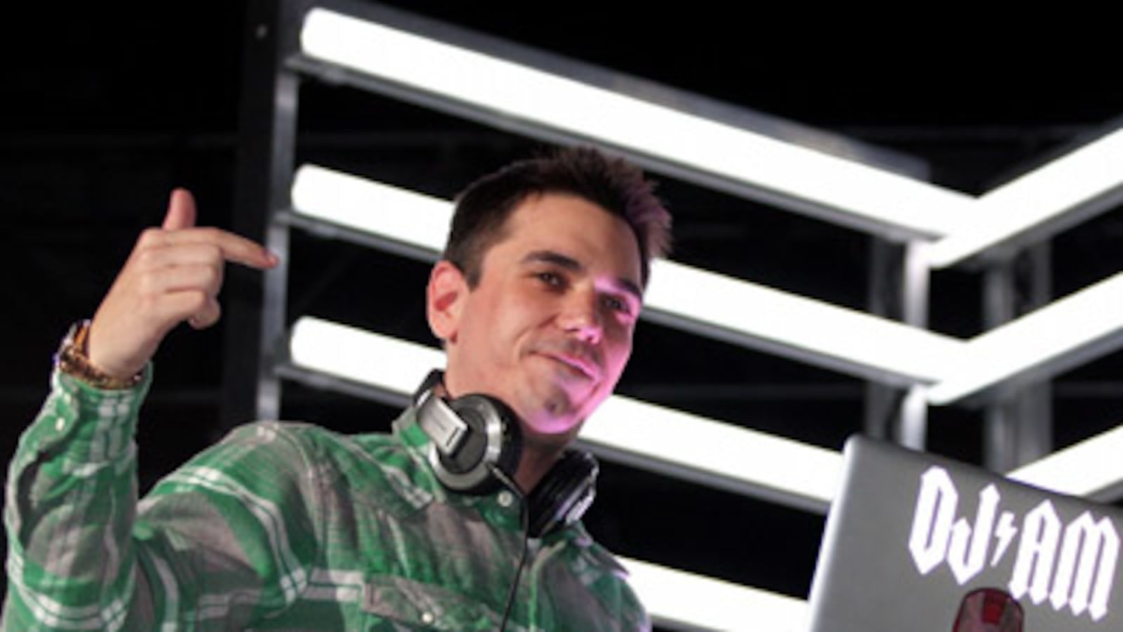 cheats/2009/08/28/report-dj-am-dead/dj-am-1_l8iyxj