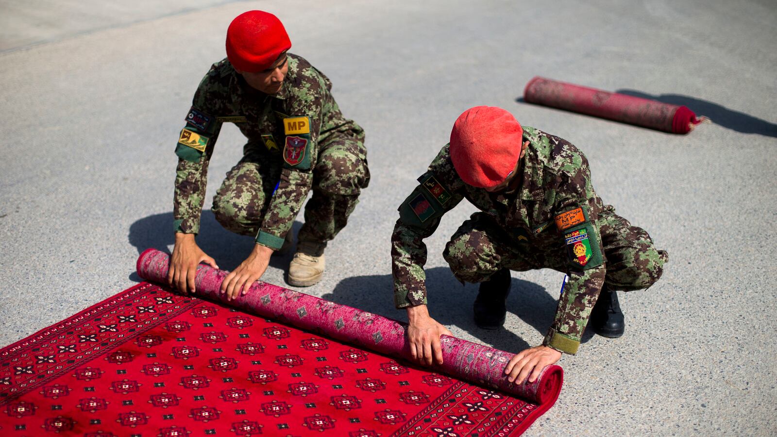 articles/2014/09/02/afghan-army-killings-threaten-u-s-aid/140901-dozier-afghan-army-tease_zcufyi