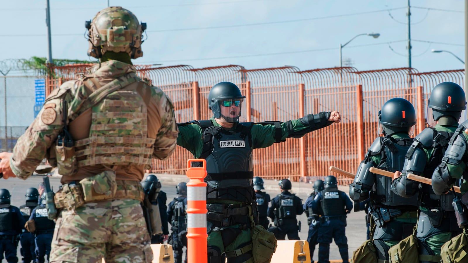 181108-Bixby-border-tease_u5bjqv