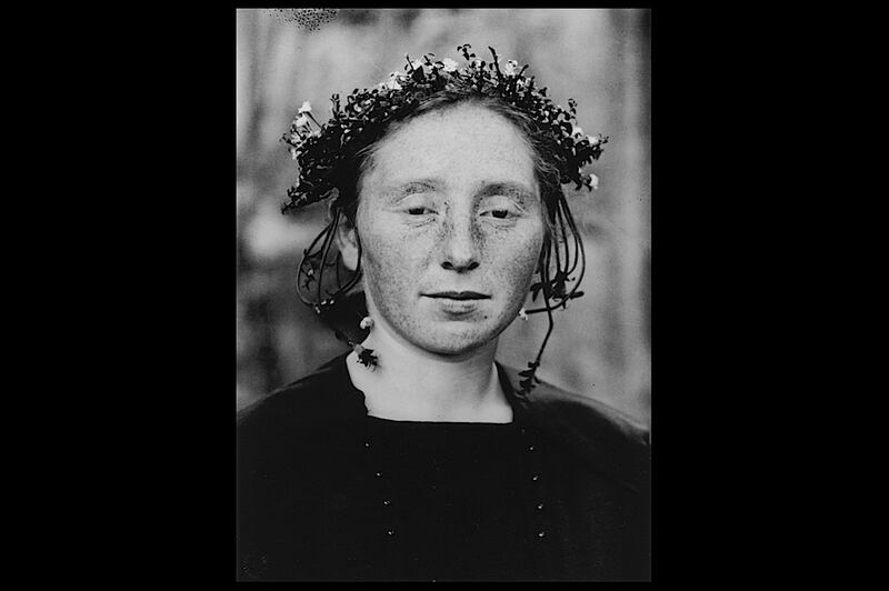 articles/2013/03/01/sherrie-levine-at-paul-cooper-is-the-daily-pic-by-blake-gopnik/levine-daily-pic_jript7