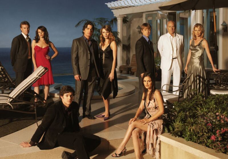 galleries/2009/12/21/23-shows-that-changed-television/decade-in-tv---the-oc_ccktzd