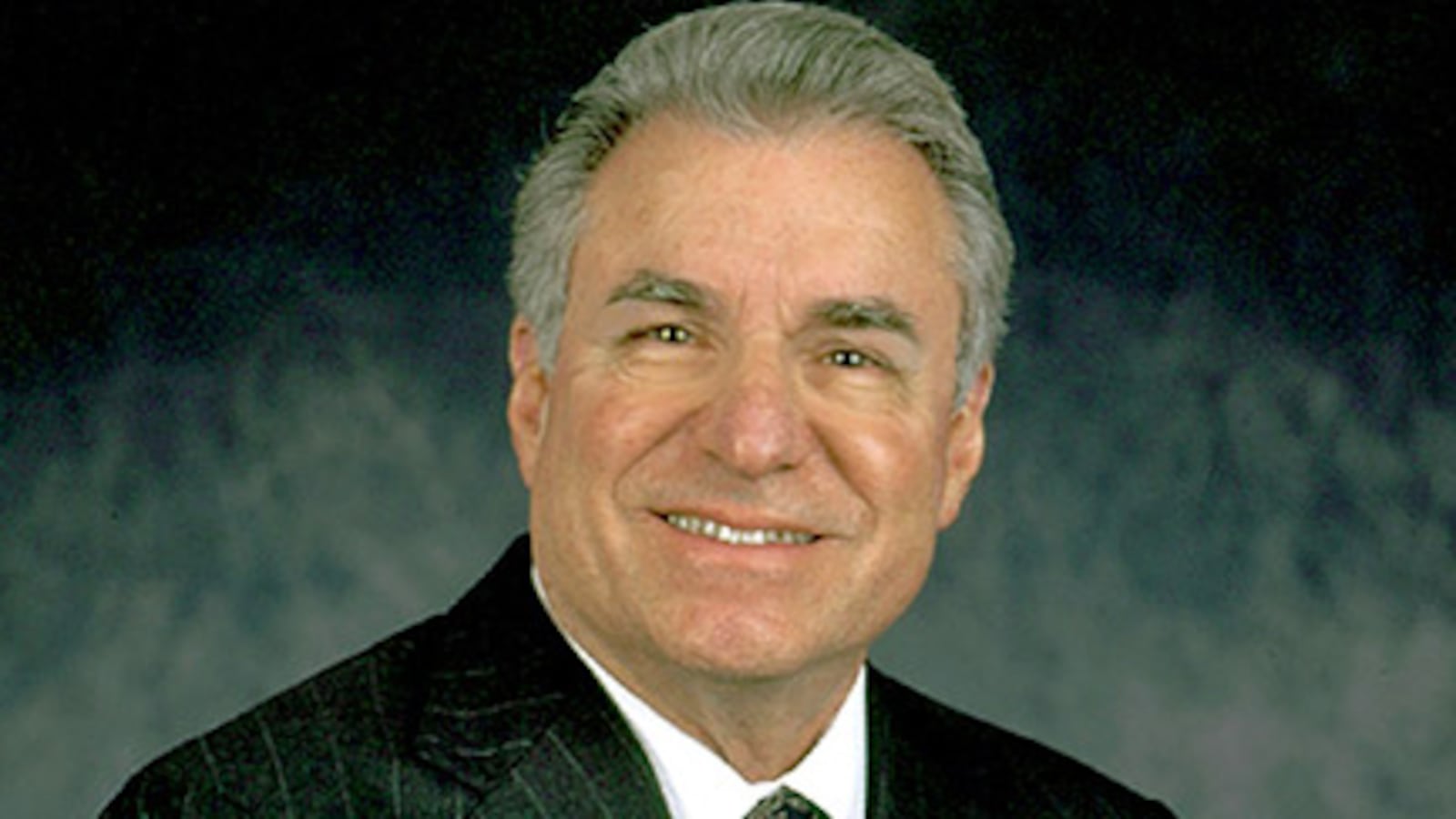 articles/2012/10/10/why-is-this-persecuted-plutocrat-so-mad/Screen_Shot_2012-10-10_at_3.36.27_PM_qg2ywl