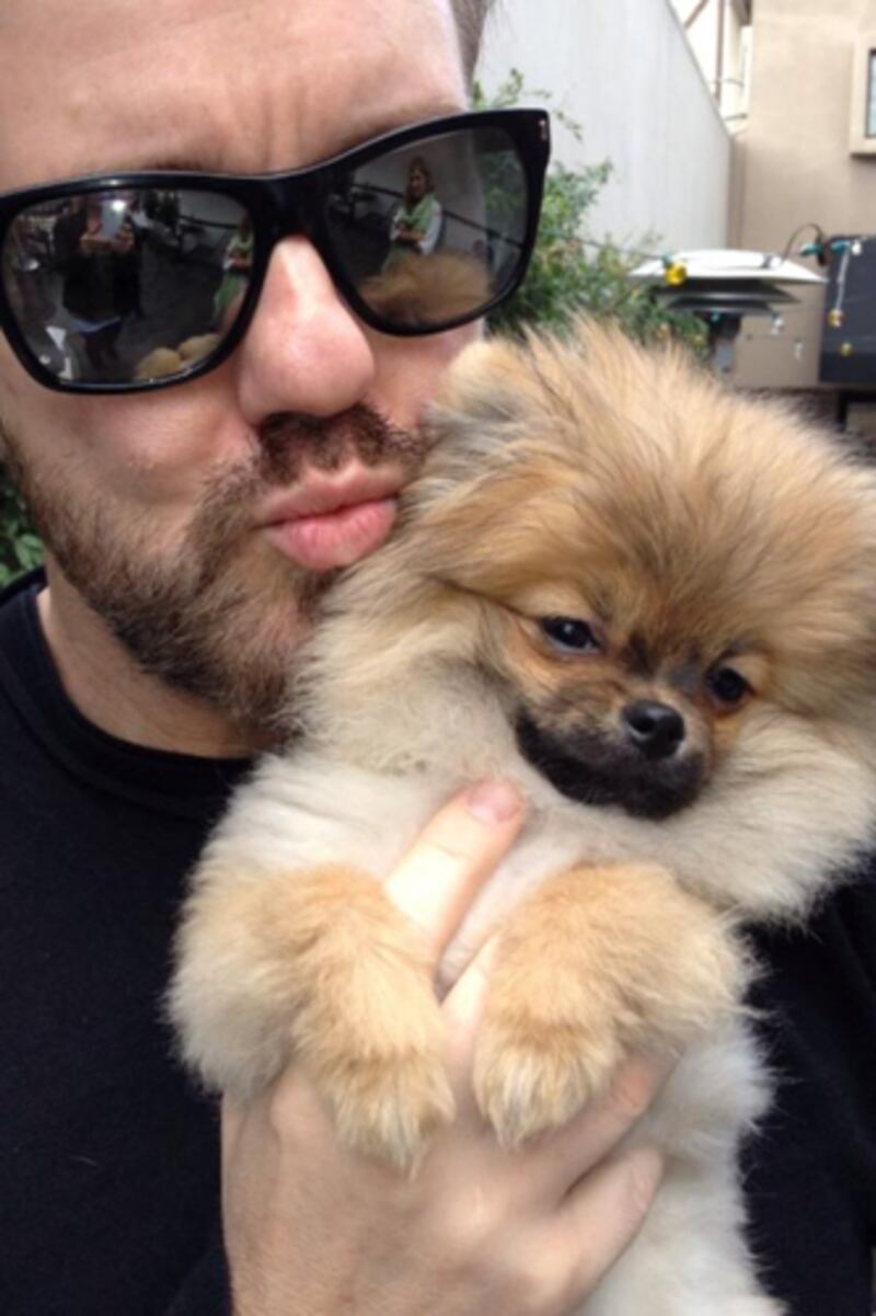 galleries/2012/01/29/bruno-mars-snooki-more-celebrity-twitter-pictures-photos/twitpics-1229-gervais_n5m4sx