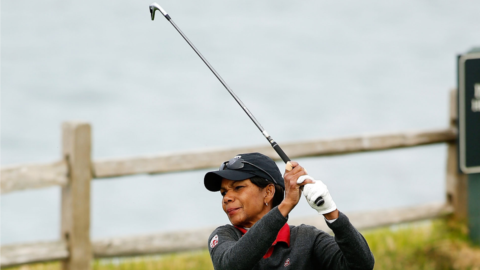 cheats/2013/02/08/condoleeza-rice-hits-golf-spectator/condoleeza-rice-golf-cheat_fg4ssk