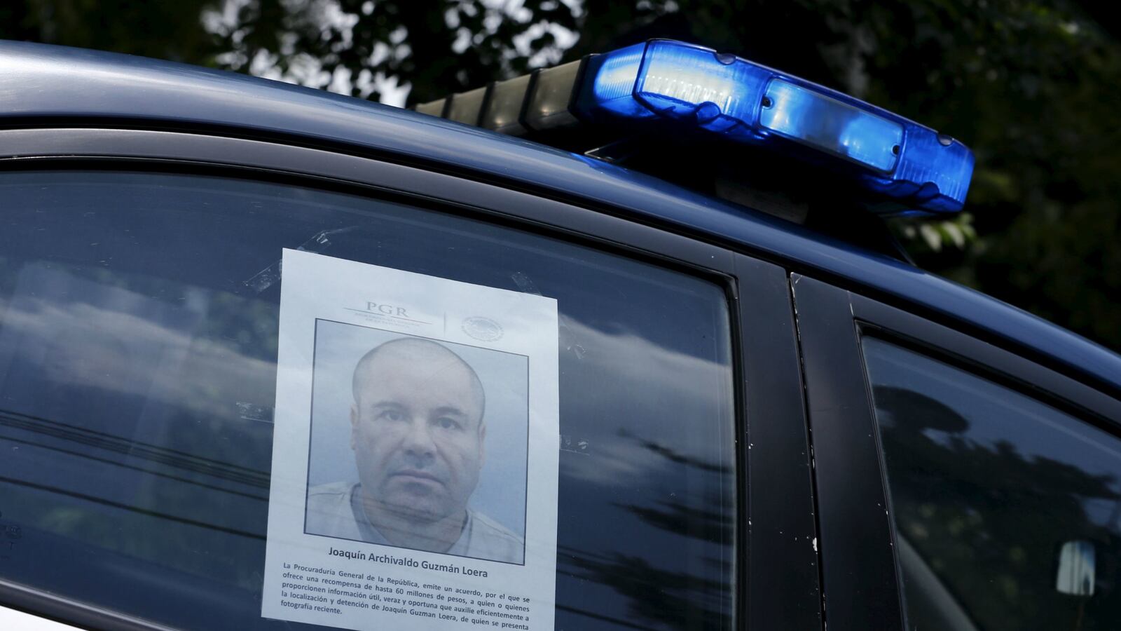 cheats/2015/07/18/7-officials-arrested-in-el-chapo-escape/150718-el-chapo-cheat_othhzo
