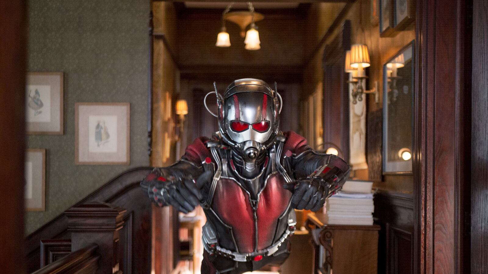 articles/2015/07/08/ant-man-marvel-s-first-big-bomb/150708-schager-antman-tease_s9mhlf