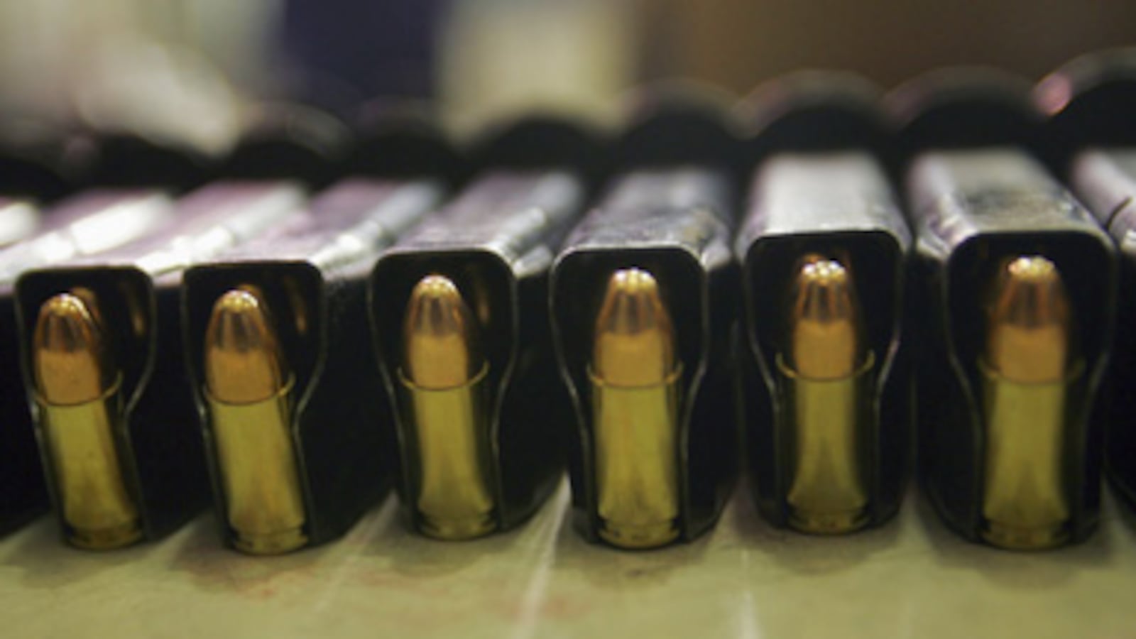 articles/2011/01/11/arizona-shooting-will-the-gun-lobby-win-again/stone-nra_152122_kzsgtv