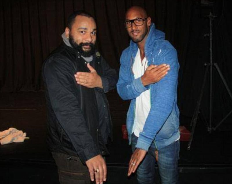 articles/2013/12/31/soccer-star-nicolas-anelka-spurs-player-tony-parker-under-fire-for-neo-nazi-salute/131231-sykes-sports-stars-embed_dfowpw