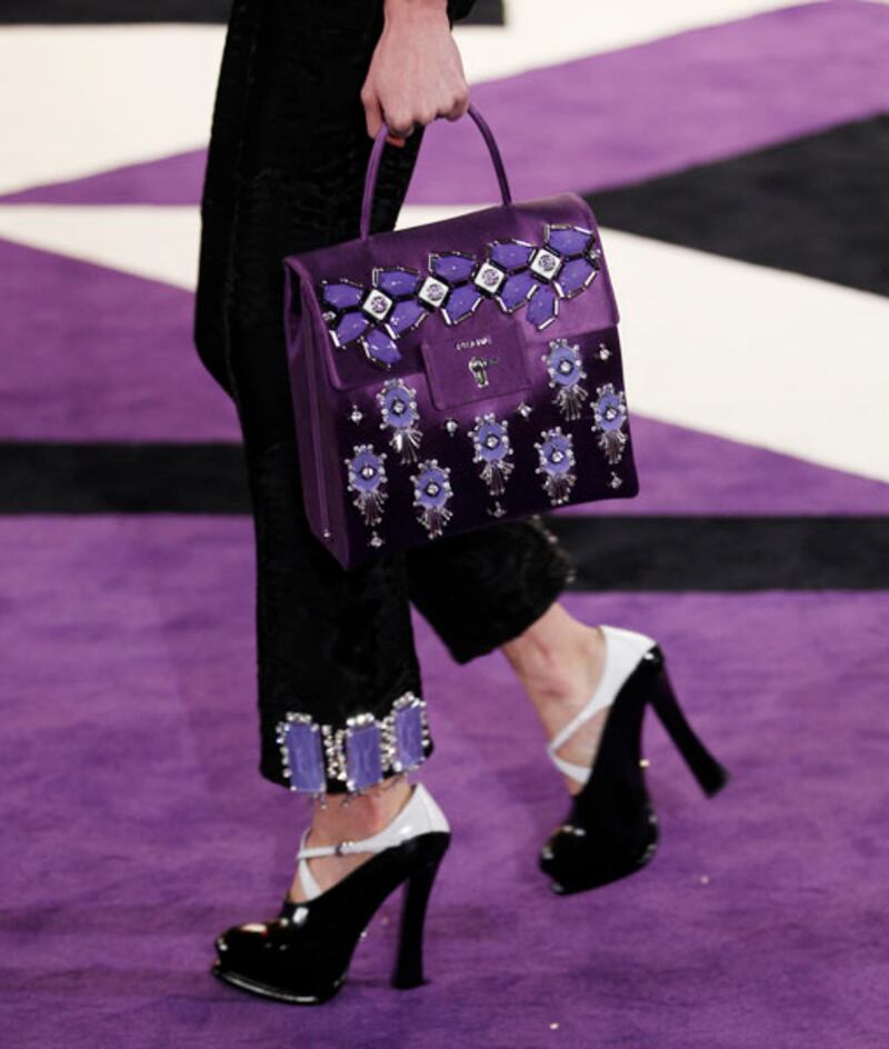 galleries/2012/02/24/sensual-collections-at-gucci-and-prada-kick-off-milan-fashion-week-photos/prada-fall-2012-4_g1ditu