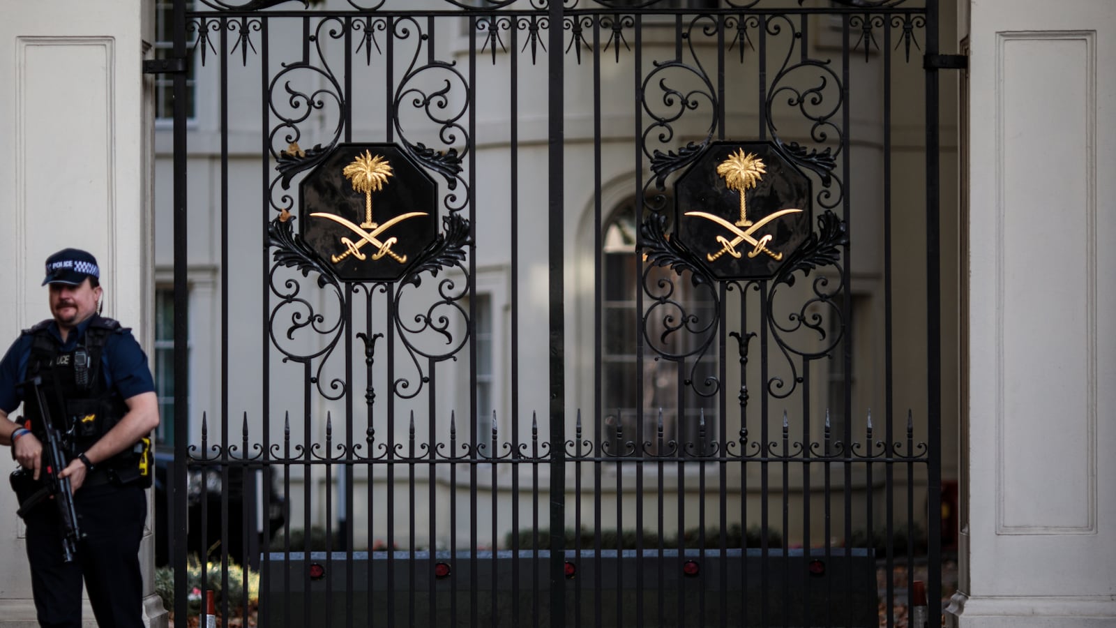 GettyImages-1052440032_1_khjrvf