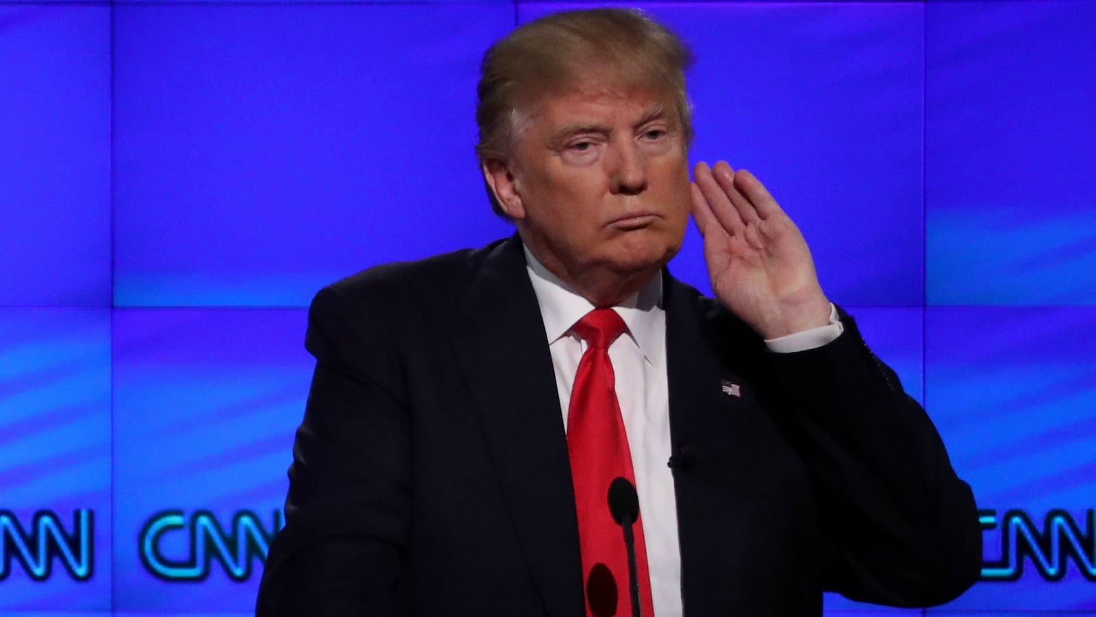 cheats/2016/12/02/cnn-apologizes-after-producer-jokes-about-trump-s-plane-crashing/161202-CNN-Trump-apology-cheat_ernkrk