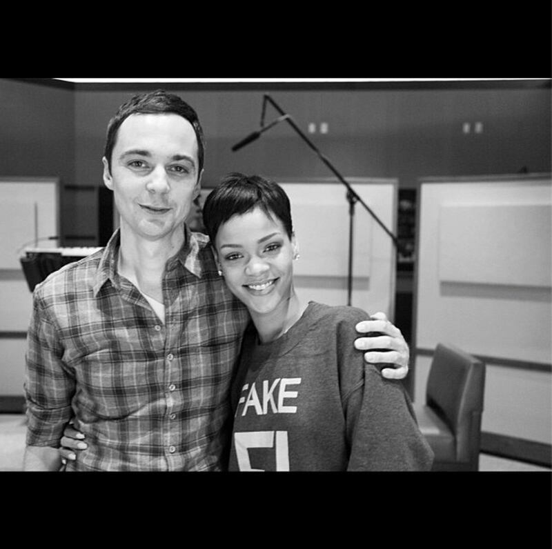 galleries/2012/12/23/the-rolling-stones-paul-mccartney-more-celebrity-twitter-pictures-photos/twitpics-122312-rihanna_guvdqu