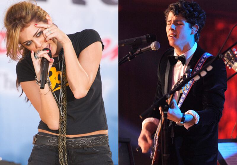 galleries/2010/10/22/f-k-you-songs/f-you-songs---cyrus-jonas_xlgyac