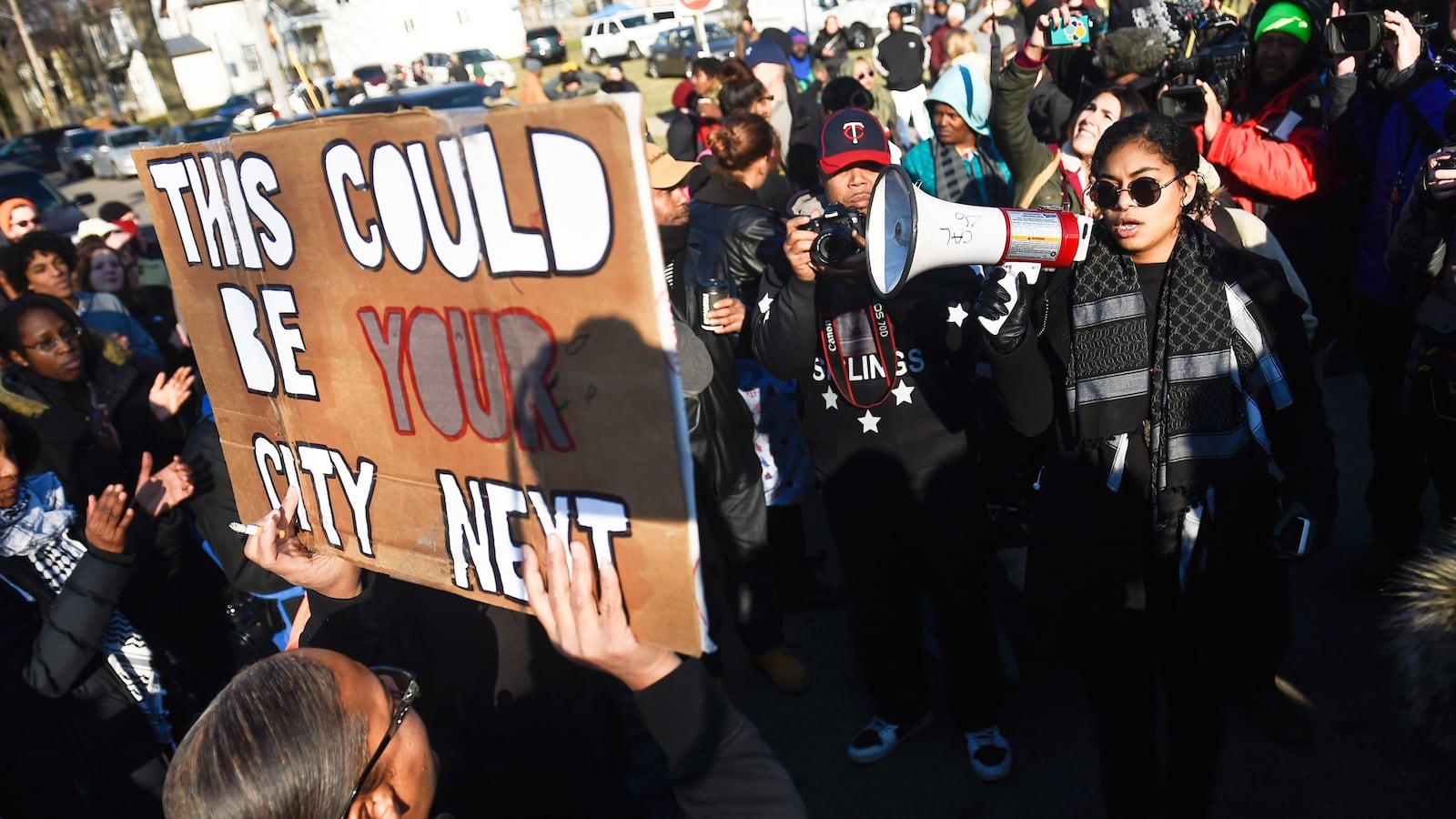 cheats/2015/11/26/minn-shooters-were-on-racist-forum/151126-minneapolis-cheat_scwrvw