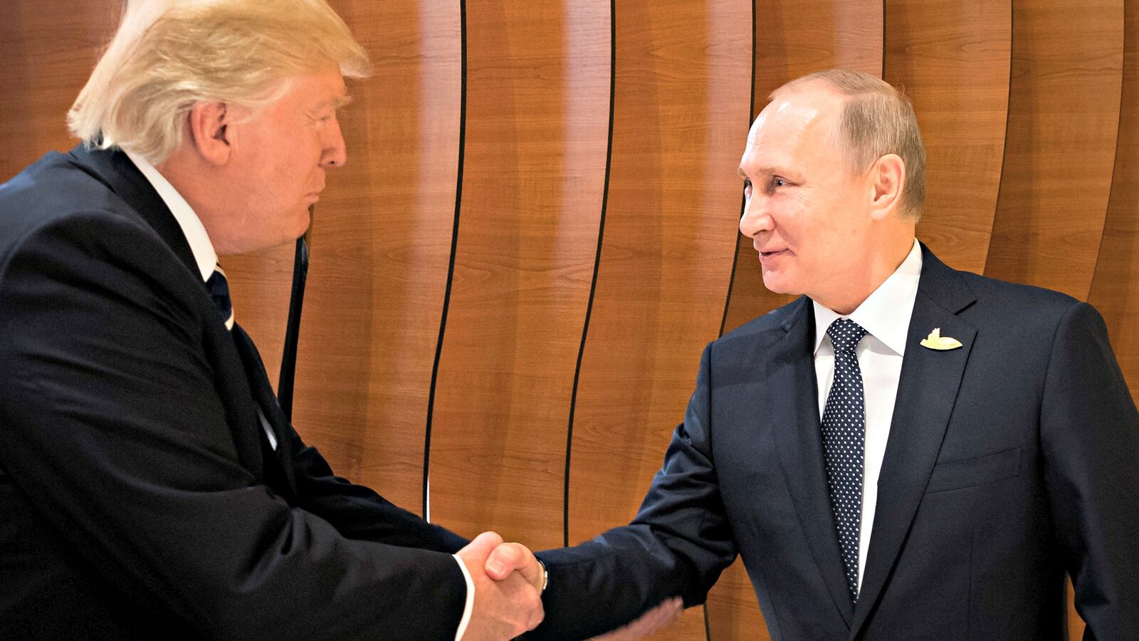 170707-TRUMP-putin-cheat_fvhdtn