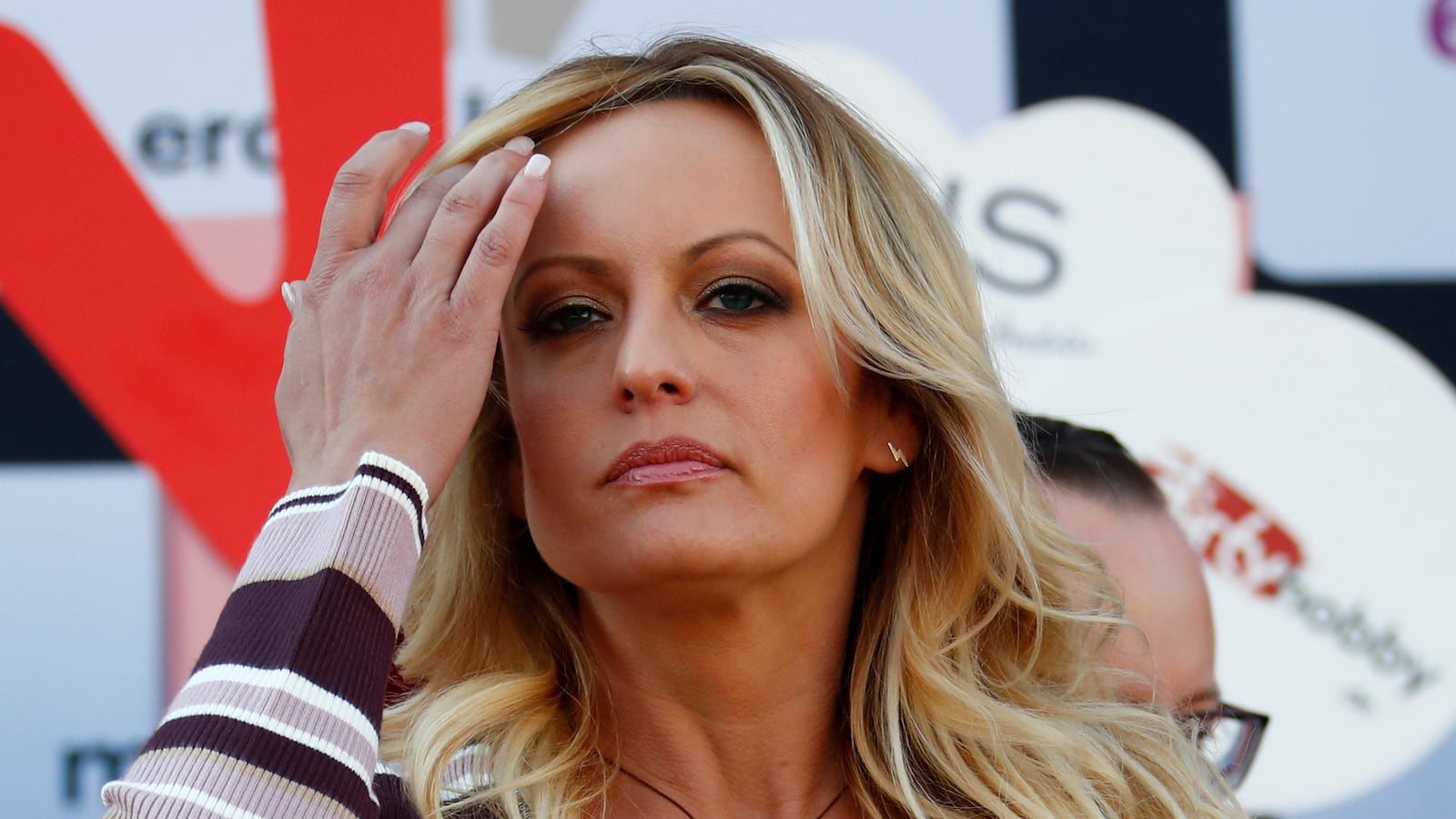 2018-10-11T093945Z_988715142_RC139A656CC0_RTRMADP_3_USA-TRUMP-DANIELS-GERMANY_a2sb7b