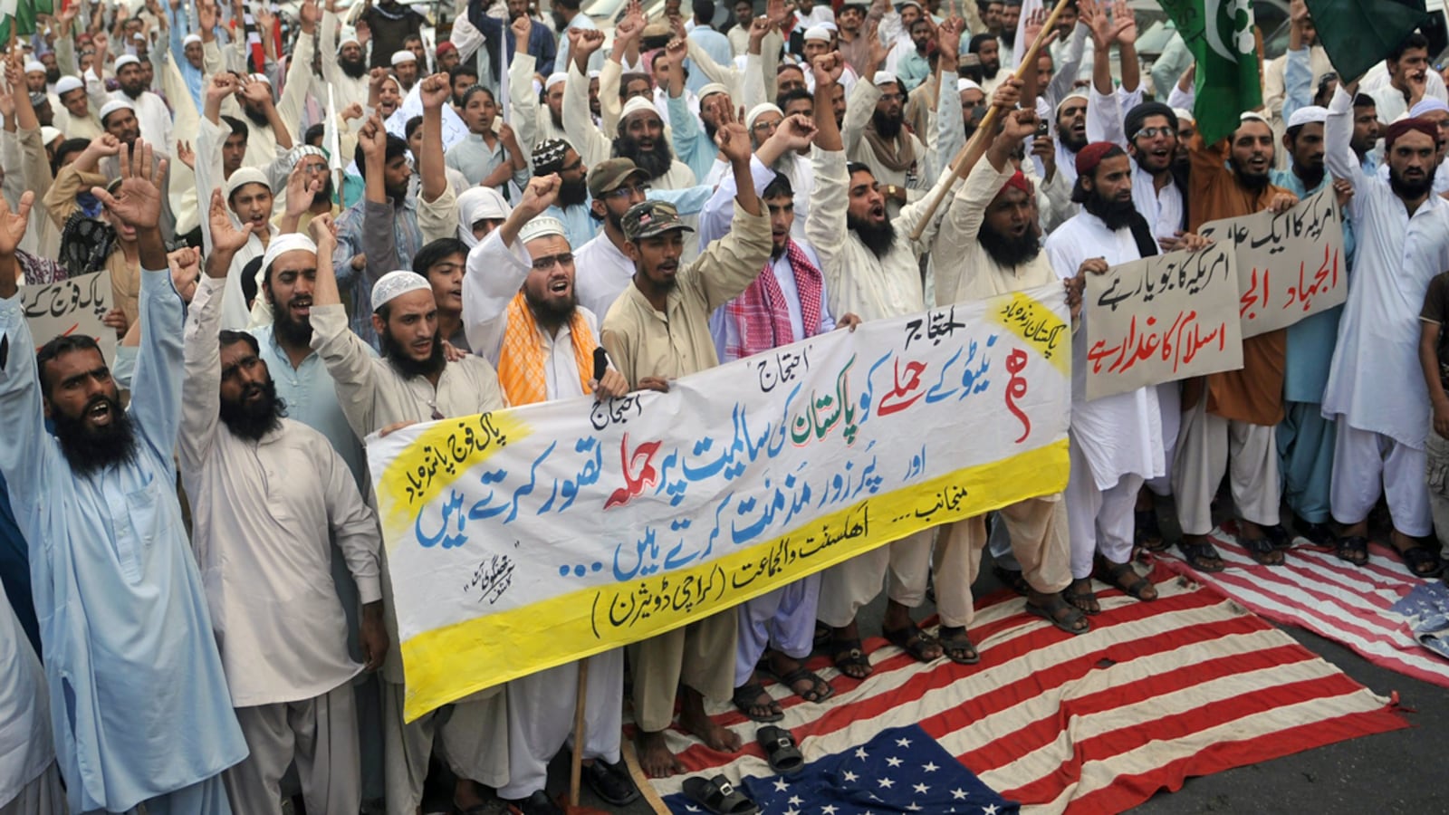 cheats/2011/12/13/u-s-cuts-700m-in-aid-to-pakistan/pakistan-us-cuts-aids-cheat_msihaz