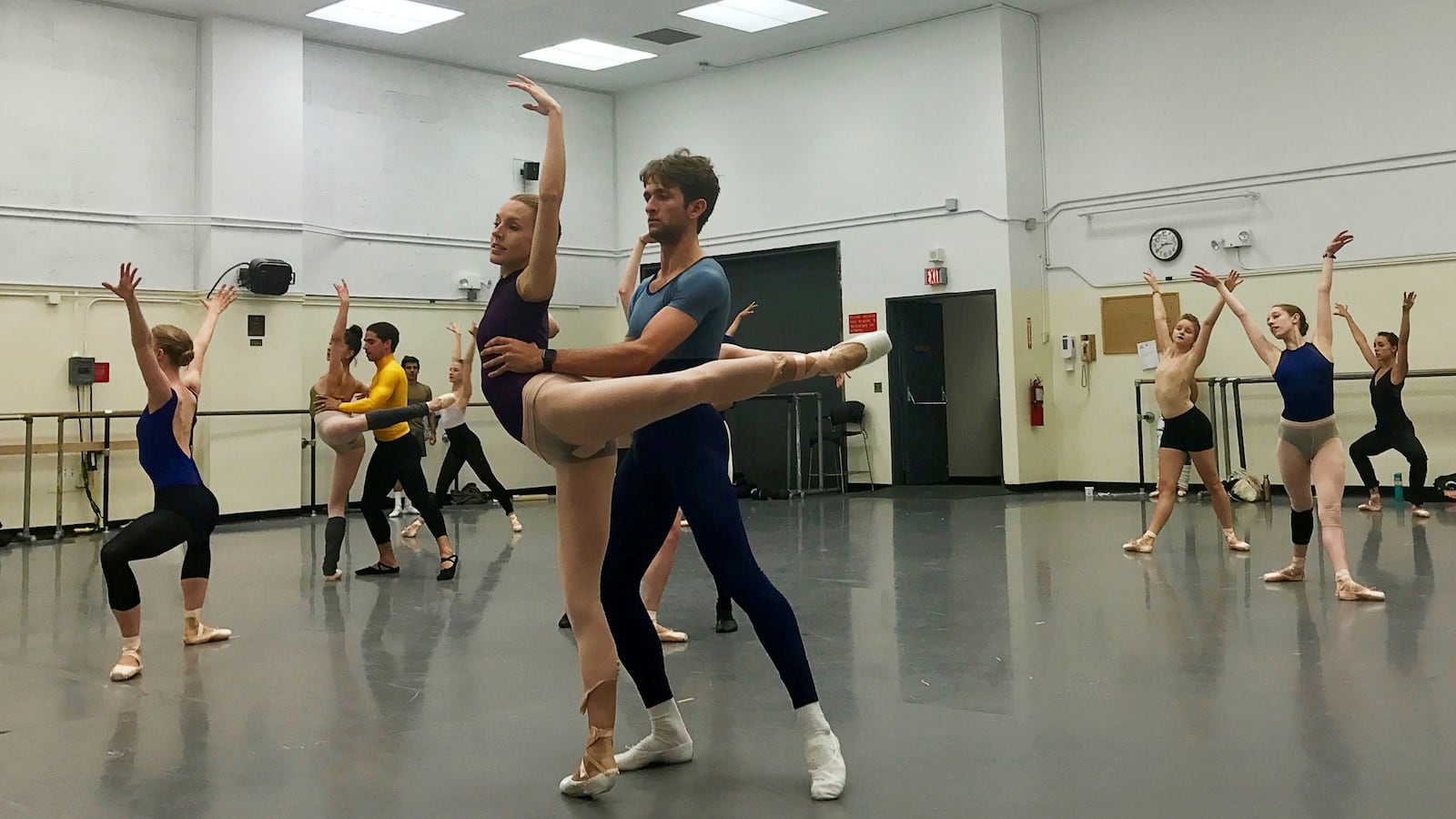 180905-nycb-nude-photos-allegations-cheat_n1jrsd