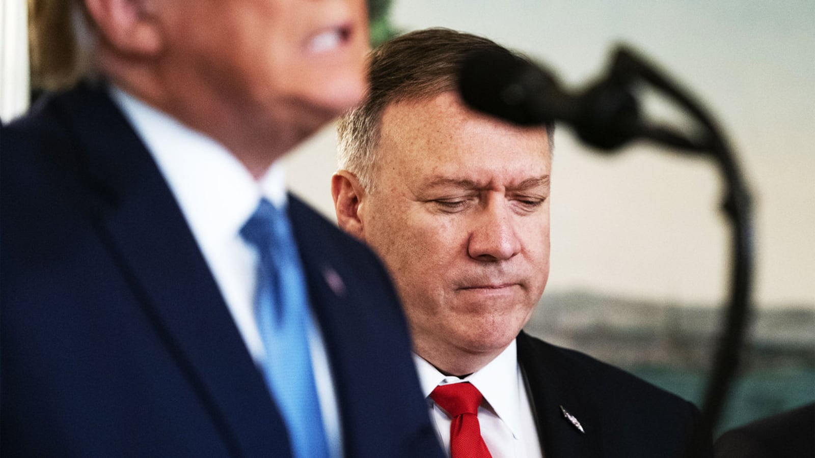 191023-ackerman-pompeo-tease_uzlqa0