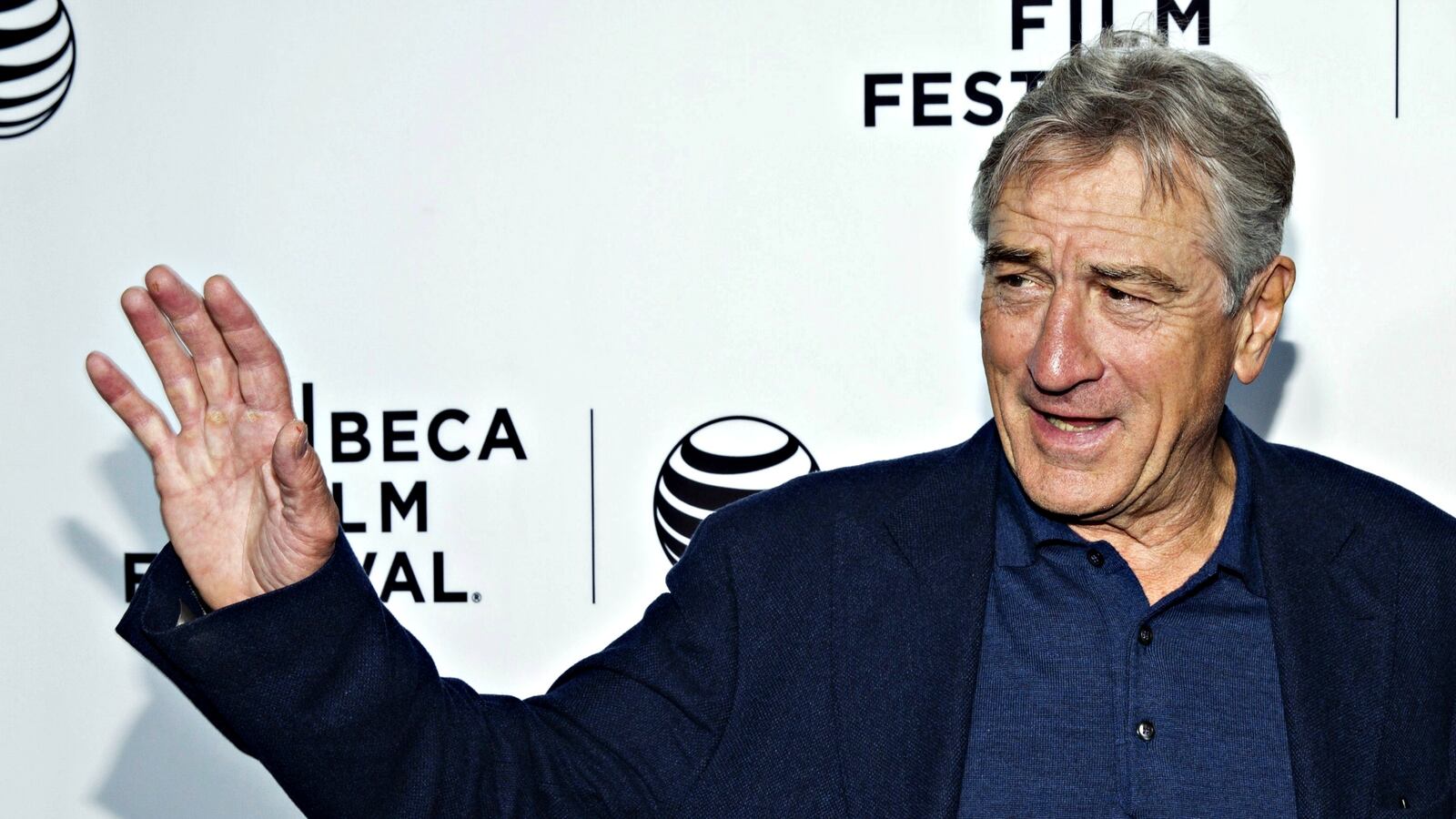 cheats/2016/03/26/tribeca-festival-pulls-anti-vaccine-film/160326-robert-de-niro-cheat_zflw3w