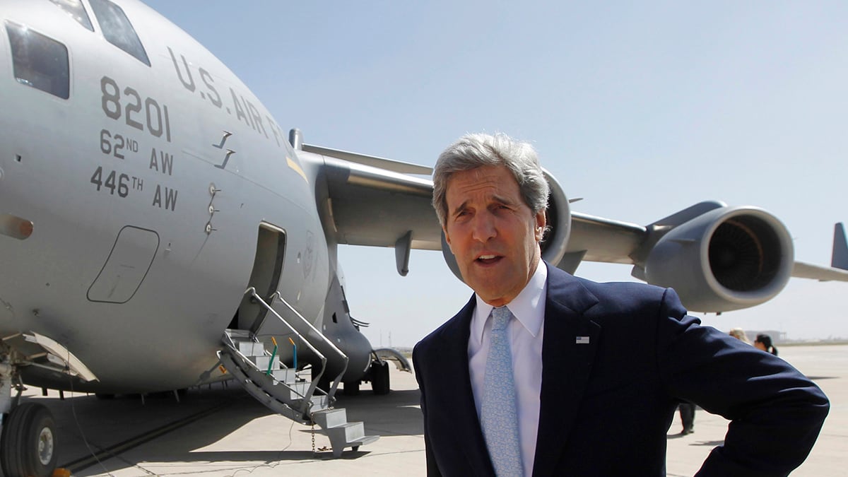 articles/2013/07/26/centcom-commander-unresolved-israeli-palestinian-conflict-meant-i-paid-a-military-security-price-every-day0/130724-lake-kerry-box2_weq0uw