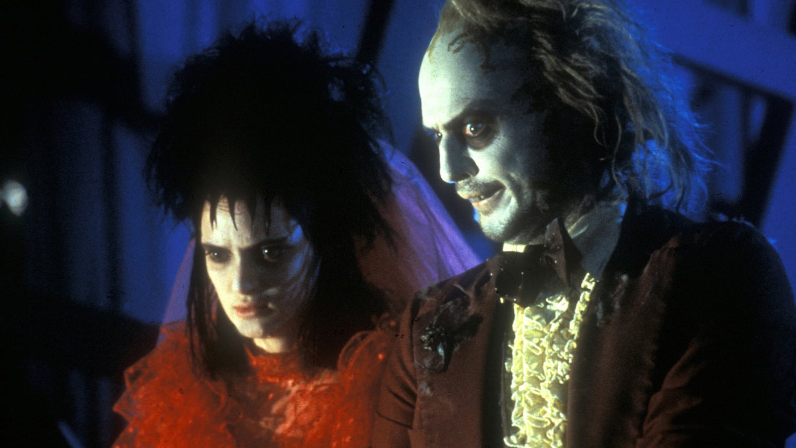 articles/2015/08/11/winona-ryder-confirms-beetlejuice-ii-on-seth-meyers/150811-joiner-Beetlejuice-tease_lsz6kt