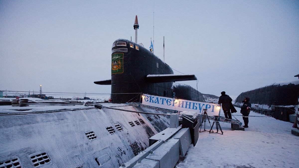 cheats/2011/12/30/burning-russian-sub-submerged/russian-submarine-nuclear-fire-cheat_n0gejv