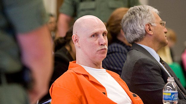 galleries/2010/06/18/the-execution-of-ronnie-lee-gardner/gardner-execution-1_oaqwyq