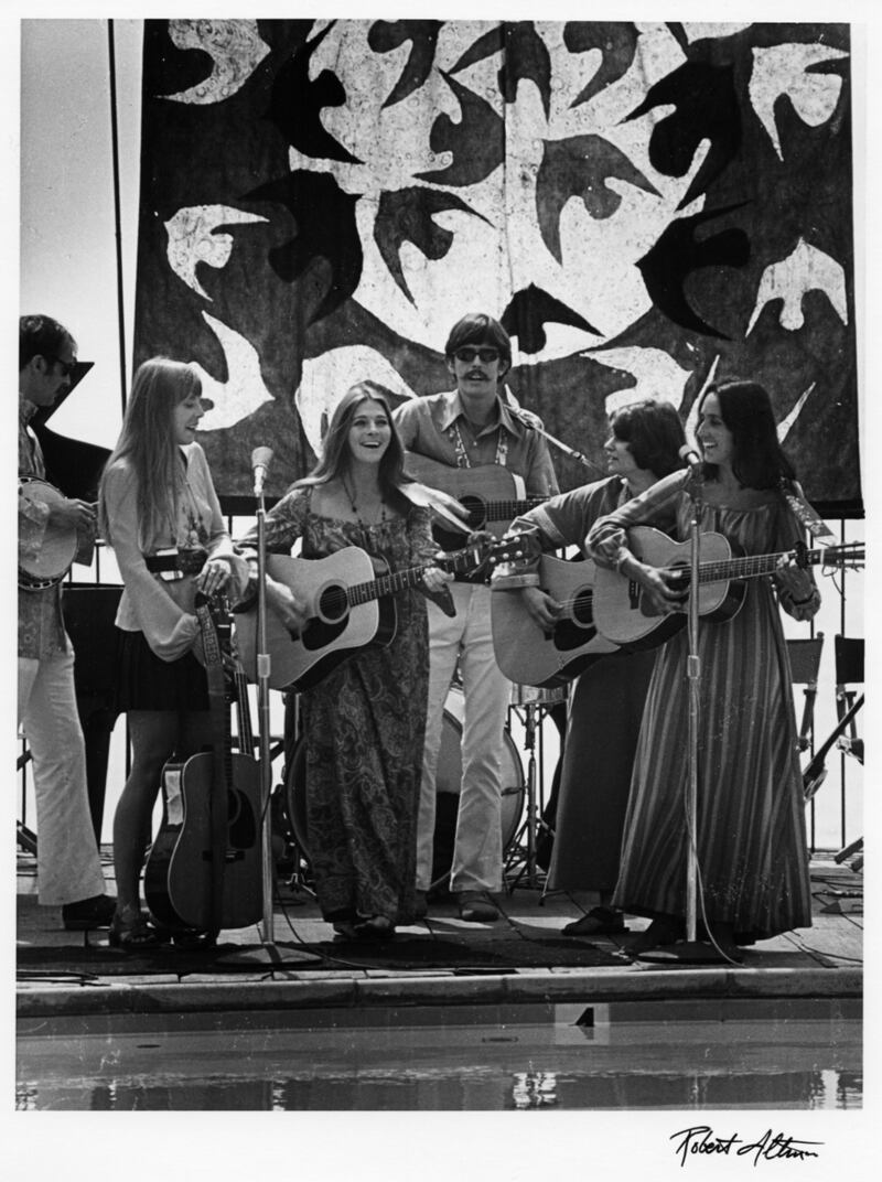 galleries/2014/11/08/janis-joplin-on-the-road-photos/141106-janis-joplin-7_pryjqd