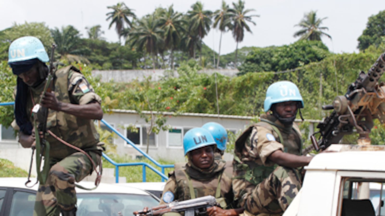 cheats/2011/04/06/attack-on-gbagbo-compound-fails/nc-ivory-coast-un_mk9bda