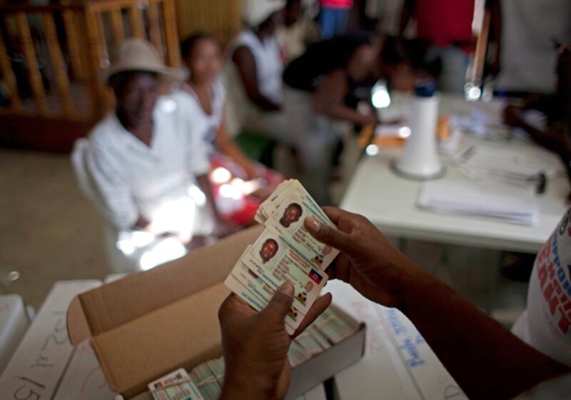 galleries/2010/11/27/haiti-elections/haiti-elections-8_iopo27