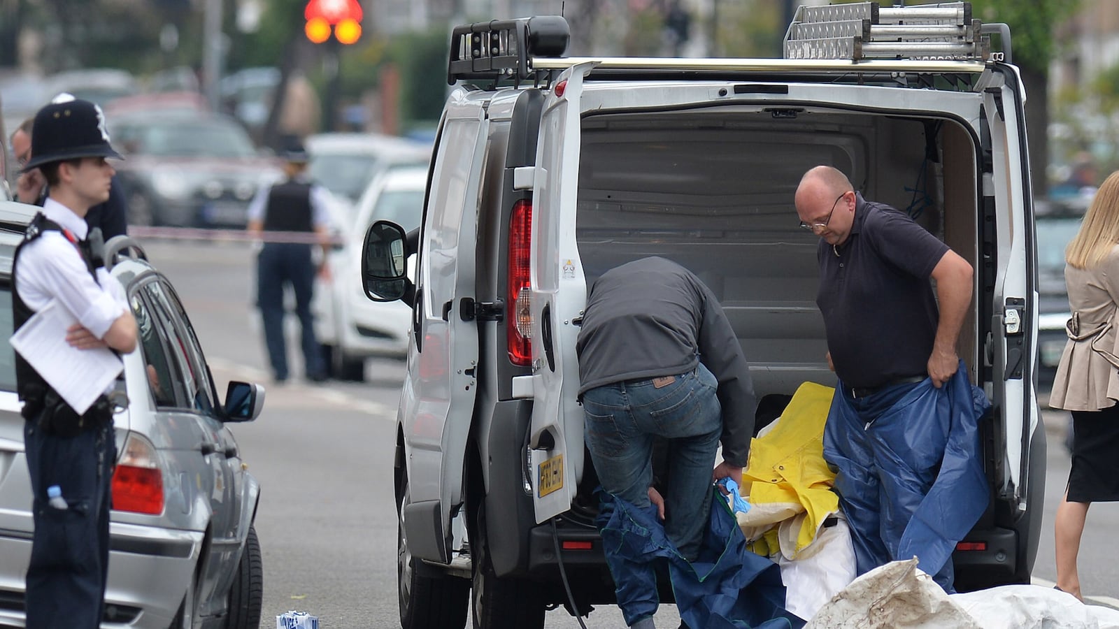 articles/2014/09/04/london-woman-beheaded-by-machete-wieldeing-madman/140904-hines-london-beheading-tease_tznamz