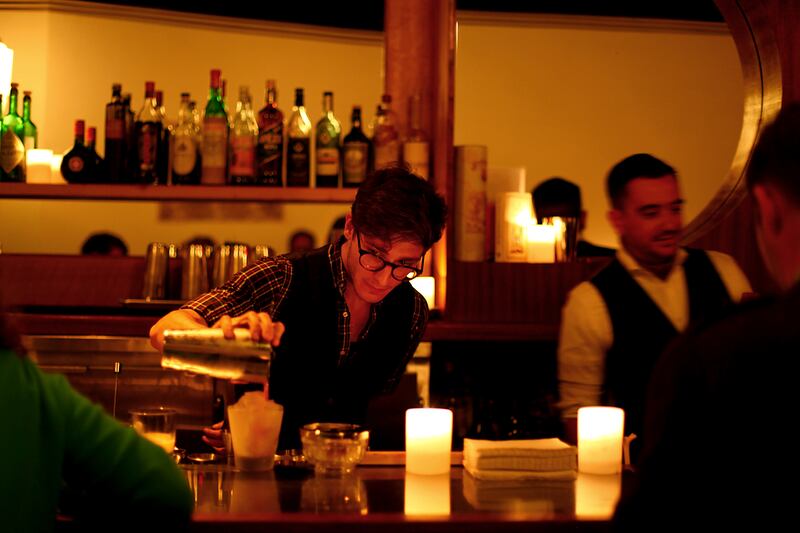 galleries/2013/09/29/the-best-bourbon-drinks-for-fall-photos/130927-burbon-month-04_oyb3qh