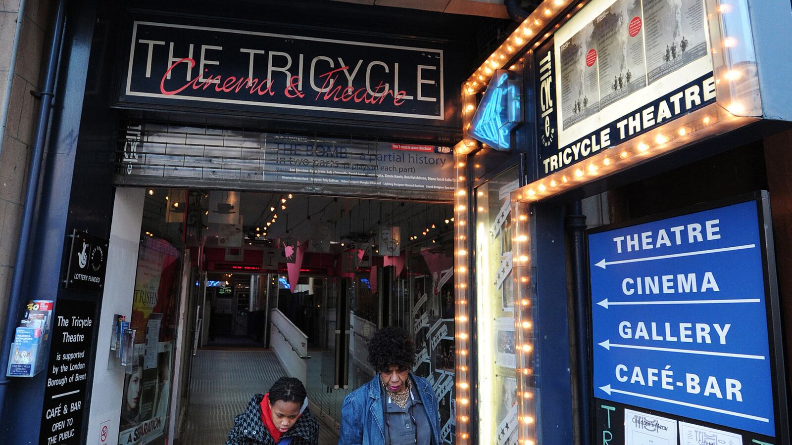 articles/2014/08/06/london-theater-halts-jewish-film-festival-over-israeli-government-money/140806-tricycle-theatre-hines-tease_qdanvf