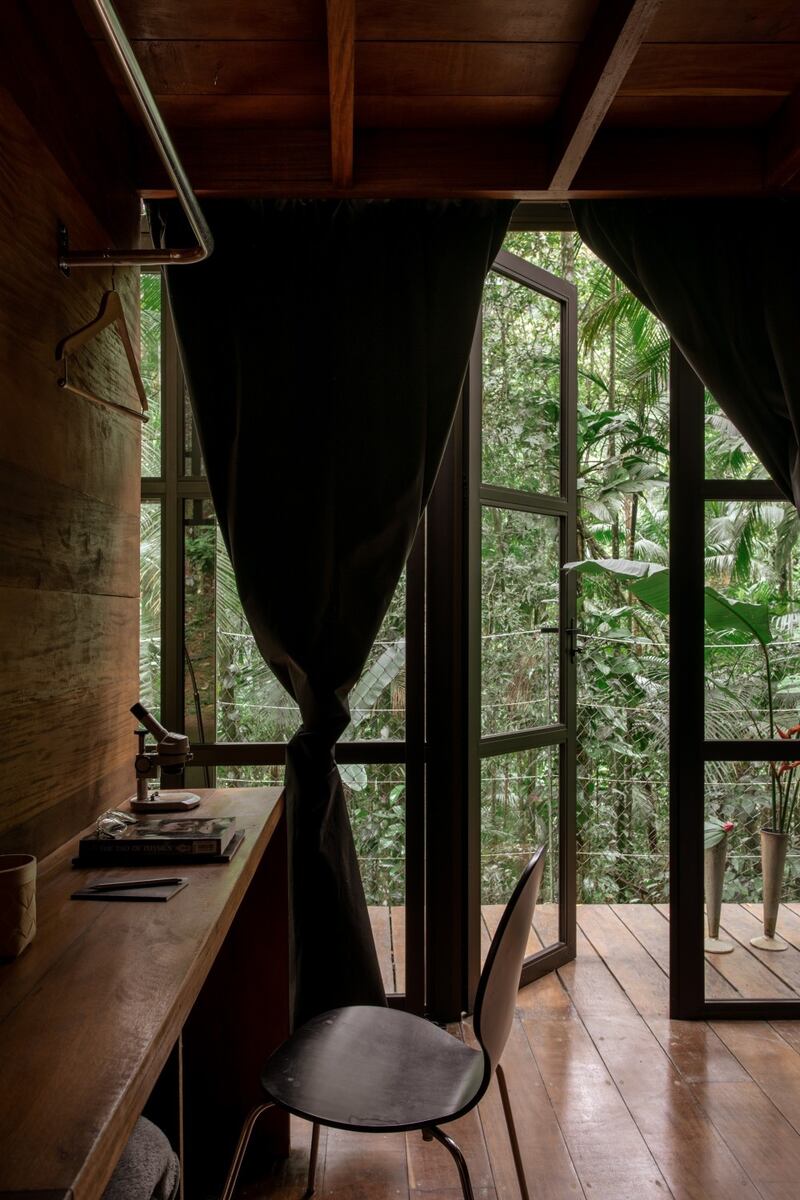 190531-mcnearney-omg-i-want-to-rent-this-house-rio-09_omwrlb