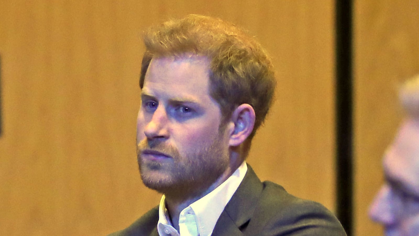 2020-02-26T110709Z_1590006386_RC2B8F9N0JT0_RTRMADP_3_BRITAIN-ROYALS-HARRY_1_tdnxrg