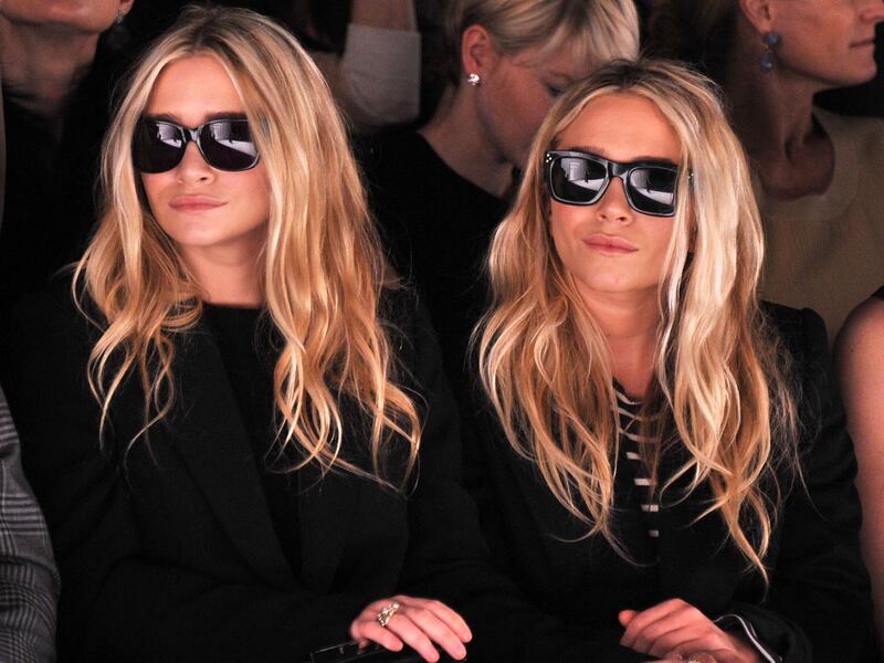 galleries/2012/03/07/debbie-harry-mistaken-for-lindsay-lohan-more-celebrity-lookalikes-photos/olsen-twins-celebrity-lookalikes_ipsqov