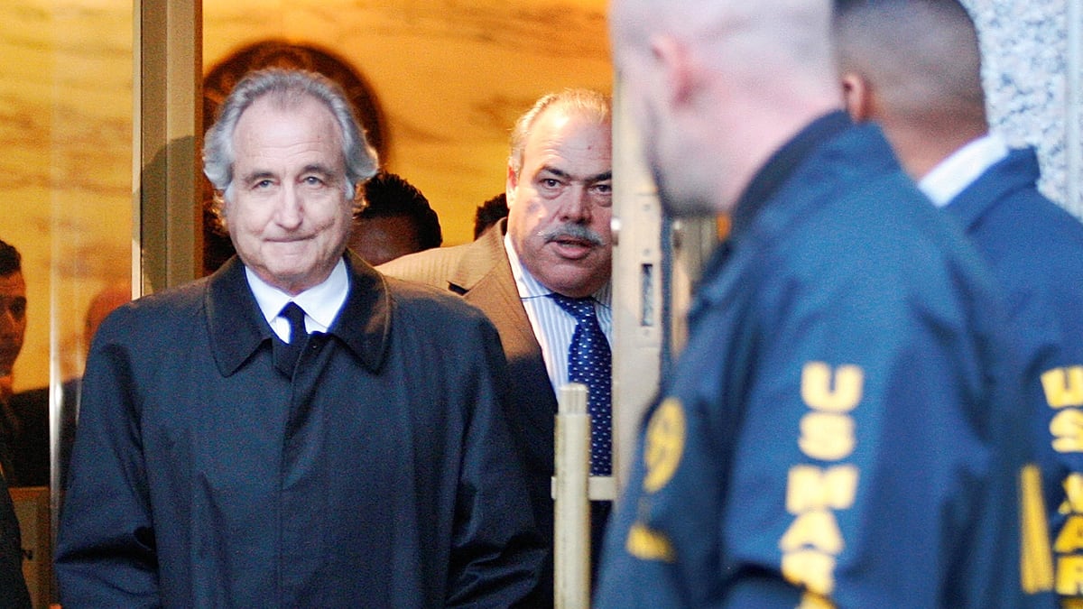 articles/2011/10/21/bernie-madoffs-daughter-in-law-on-husbands-suicide-and-bernies-crime/stephanie-madoff-speed-read-tease_uktpie