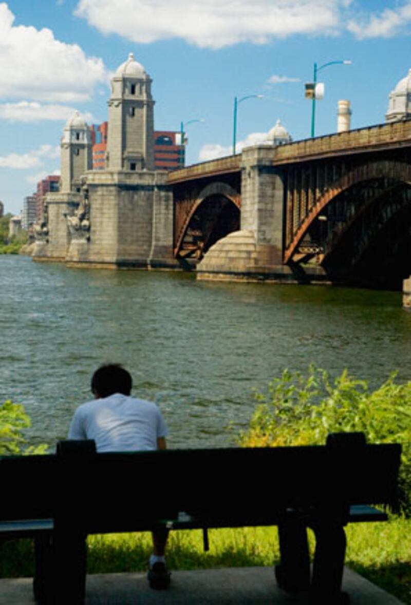 galleries/2010/10/11/the-most-hypocritical-states/eligible-batchelors---boston_st7mtt