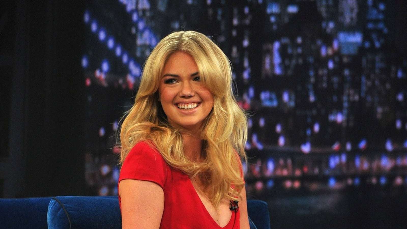 articles/2013/03/20/kate-upton-mila-kunis-enough-with-the-youtube-prom-proposals/fallon-kate-upton-tease_e7uivl