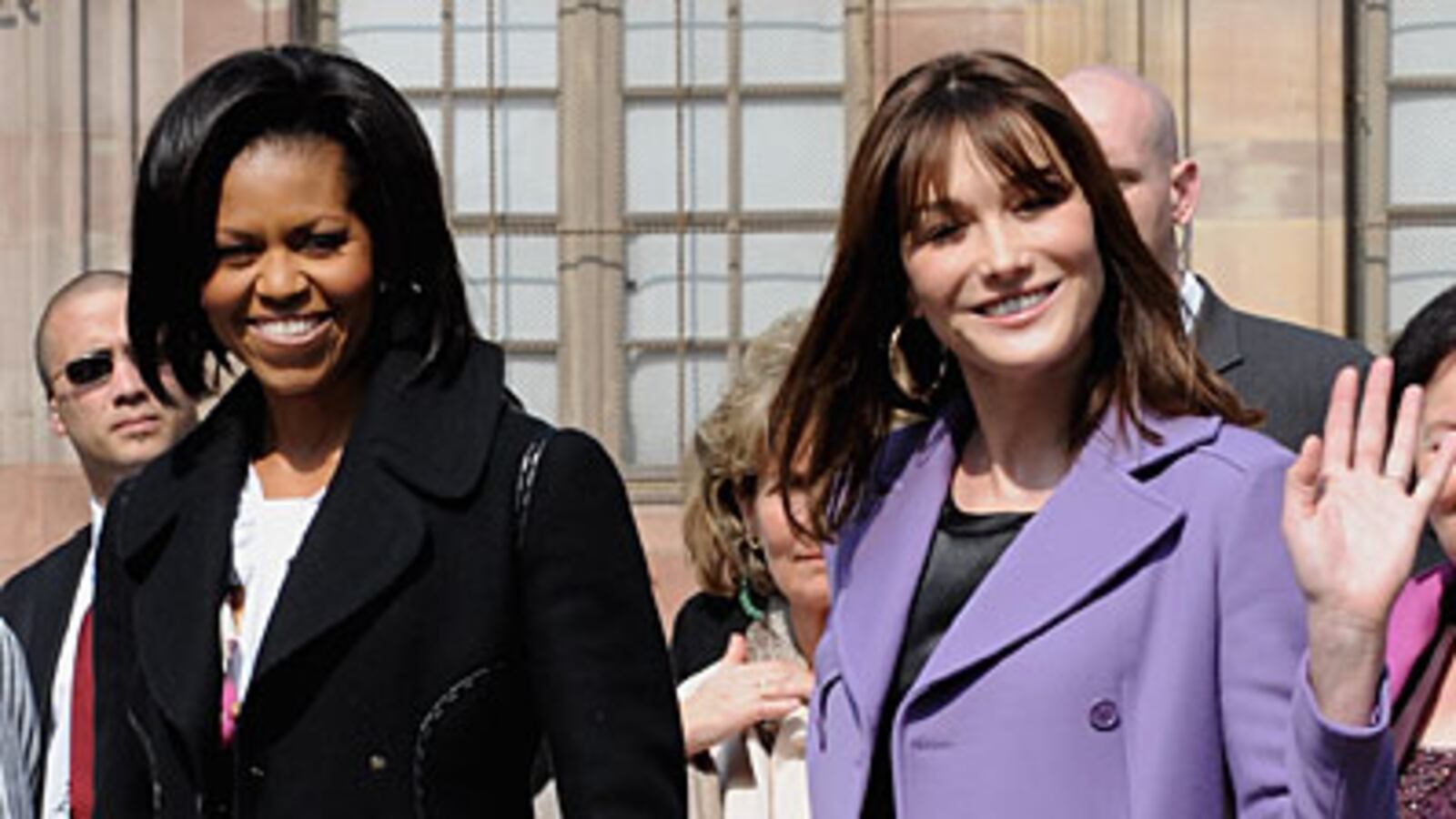 cheats/2009/04/04/michelle-and-carla/michelle-and-carla_pogl1w