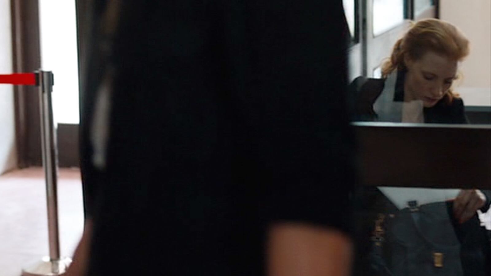 articles/2013/02/22/zero-dark-thirty-s-fashion-blooper-proenza-schouler-s-ps1-bag-appears-five-years-too-early/130222-sidell-zero-purse-tease_rni9pq