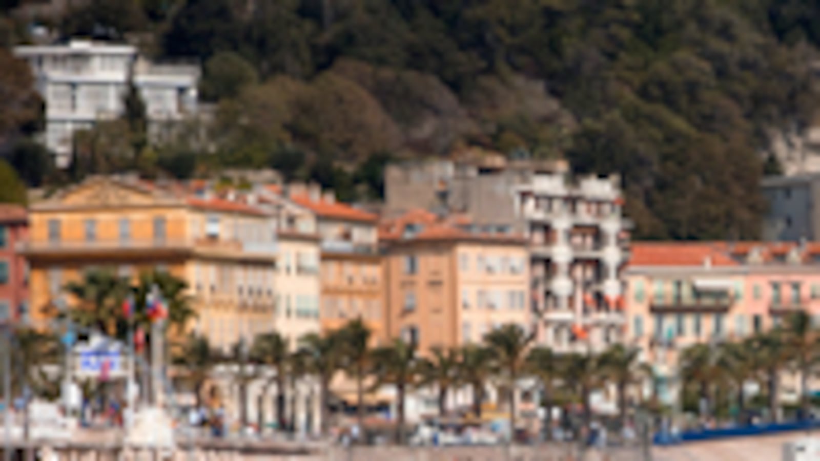 articles/2010/08/10/the-mysterious-burglar-on-the-french-riviera/kennedy-burglaries_118938_qs8ojv