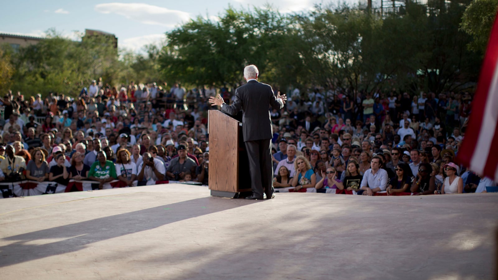 articles/2012/10/10/paul-begala-on-why-bill-clinton-s-still-got-the-magic/begala-clinton-magic-tease-embed_xb6rth