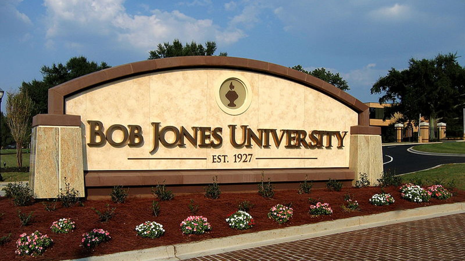 articles/2012/01/15/south-carolina-s-cult-of-conservatism/bob-jones-university-stenhold-teaser_ejci52