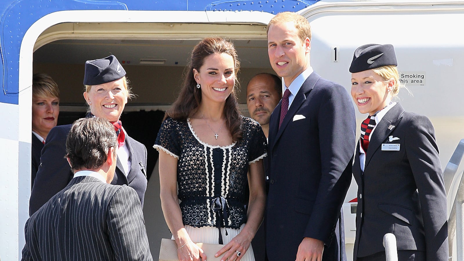 articles/2011/07/11/prince-william-and-kate-middleton-in-los-angeles-photos-from-north-american-tour/will-kate-la-tour_smqo9x