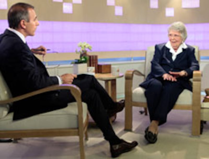 articles/2009/05/29/who-does-sara-jane-moore-think-she-is/grove-sarah-jane-moore_nz3hjc