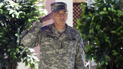 cheats/2010/07/04/petraeus-takes-reins-in-kabul/petraeus-takes-charge_lnzizb